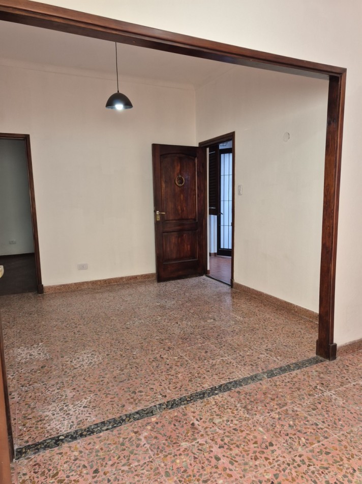 VENTA - PH 2 ambientes amplio