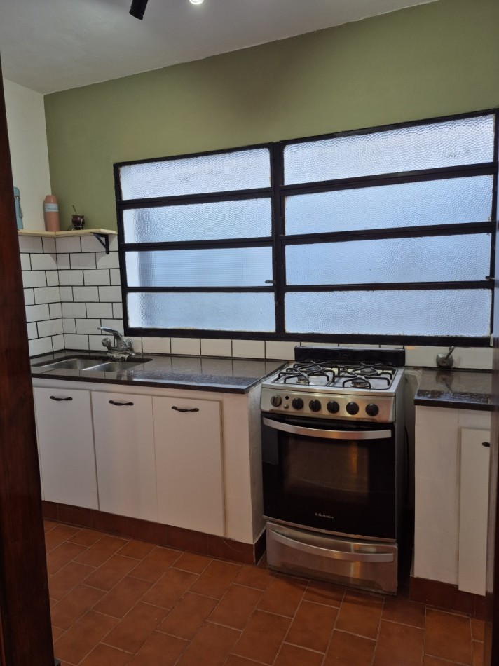 VENTA - PH 2 ambientes amplio