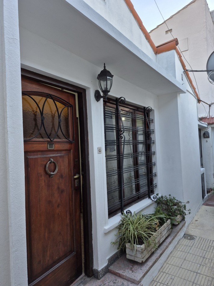 VENTA - PH 2 ambientes amplio