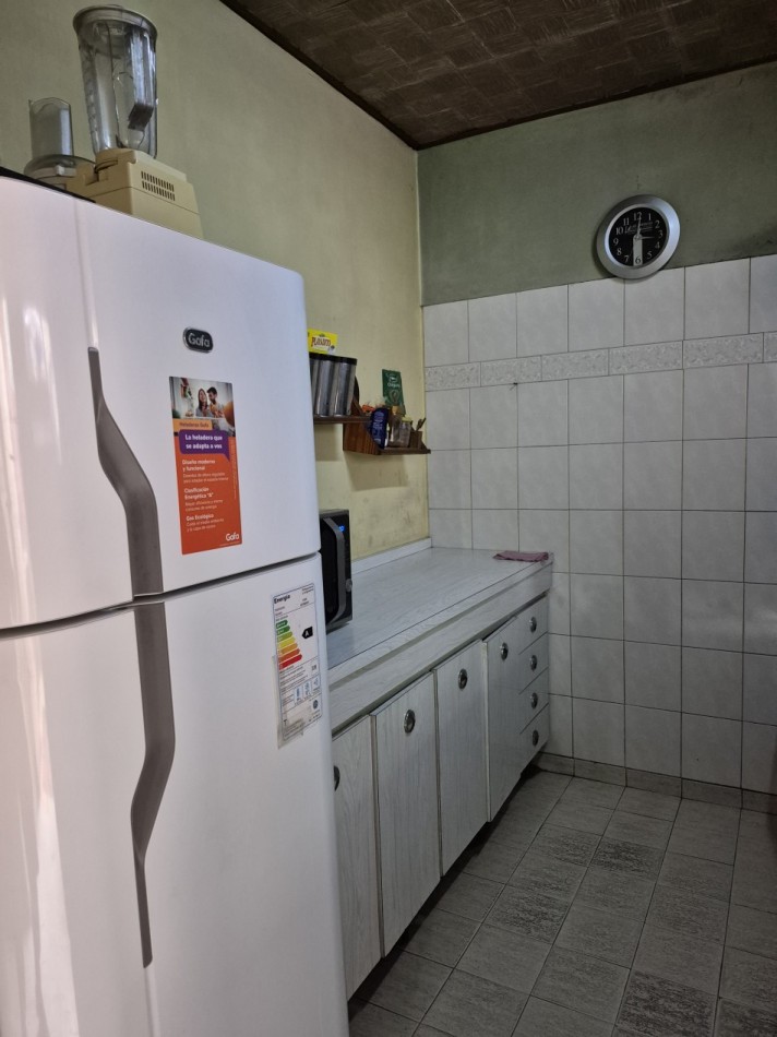 VENTA - CASA 6 ambientes con entrada individual