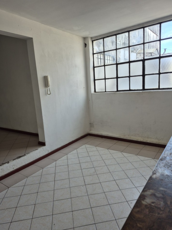 ALQUILER Departamento 3 ambientes