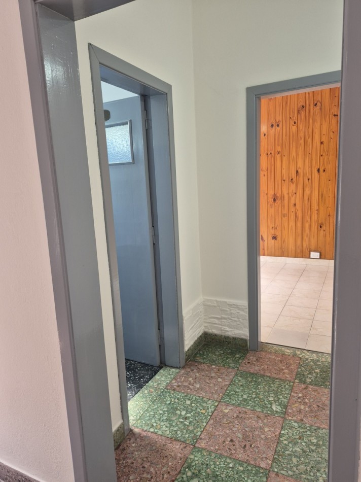 ALQUILER - AMPLIO PH 2 AMBIENTES CON PATIO