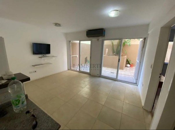 VENTA -DEPARTAMENTO 2 AMBIENTES EXCELENTE UBICACION 