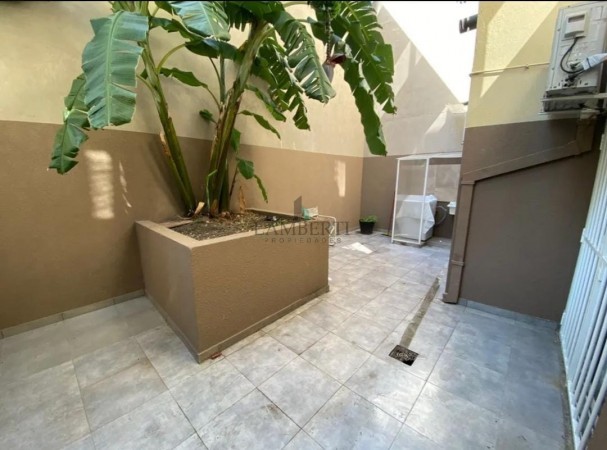 VENTA -DEPARTAMENTO 2 AMBIENTES EXCELENTE UBICACION 