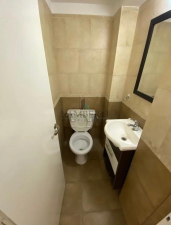 VENTA -DEPARTAMENTO 2 AMBIENTES EXCELENTE UBICACION 