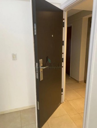 VENTA -DEPARTAMENTO 2 AMBIENTES EXCELENTE UBICACION 