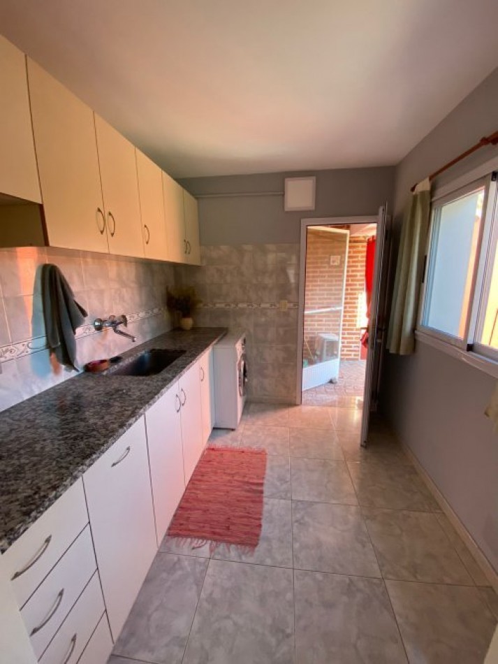 VENTA- Excelente Propiedad sobre dos amplios lotes