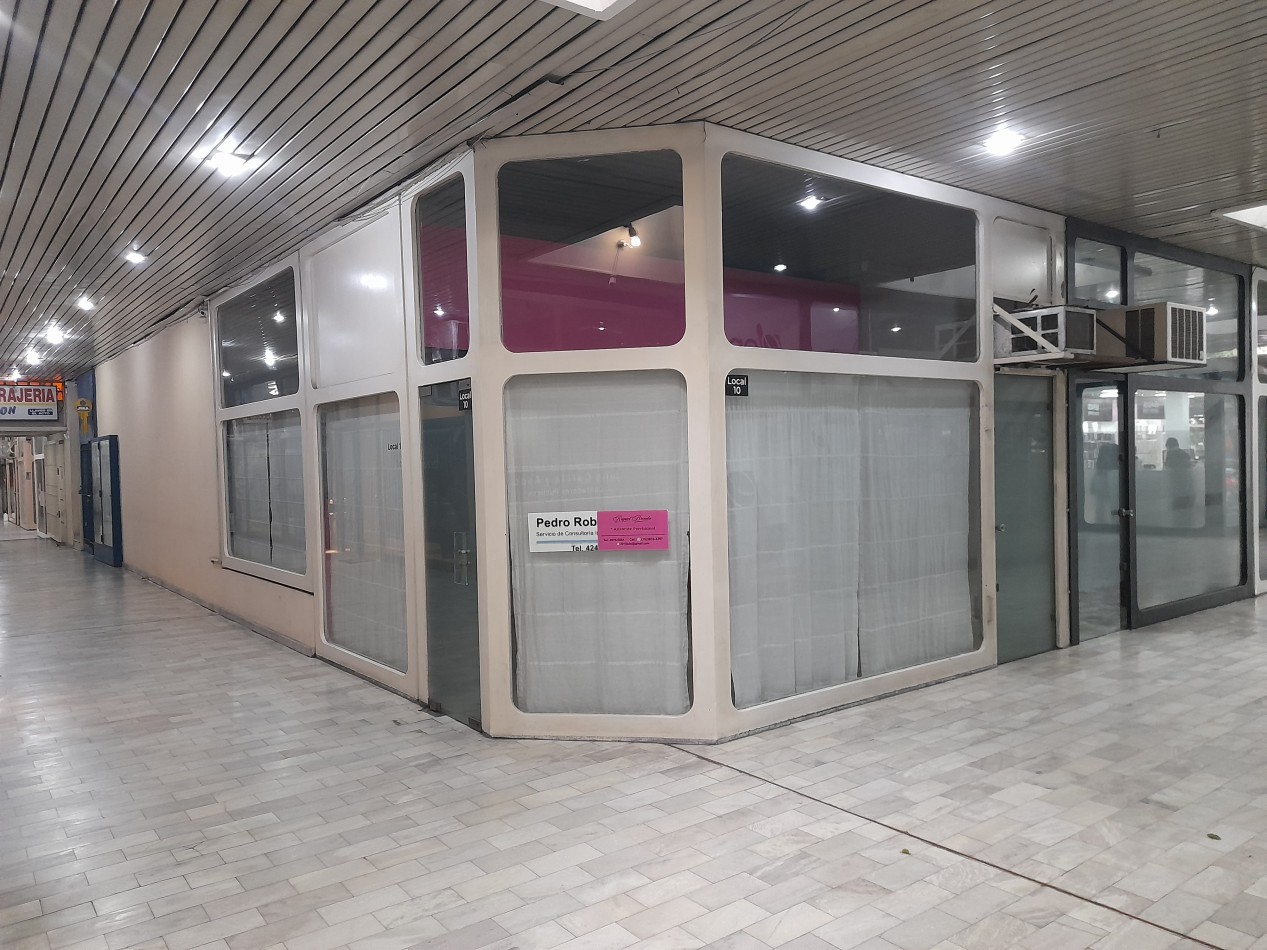 VENTA- LOCAL GALERIA VISION