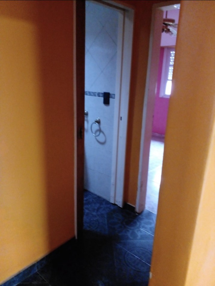 ALQUILER -  CASA  AMPLIA CON PATIO