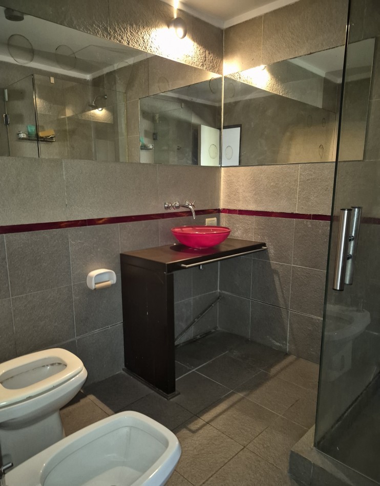 VENTA - CASA EN EXCELENTE ESTADO