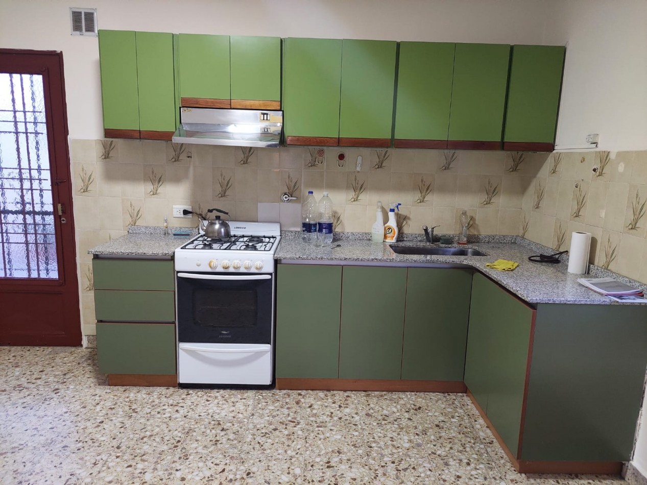 ALQUILER- CASA 3 AMBIENTES