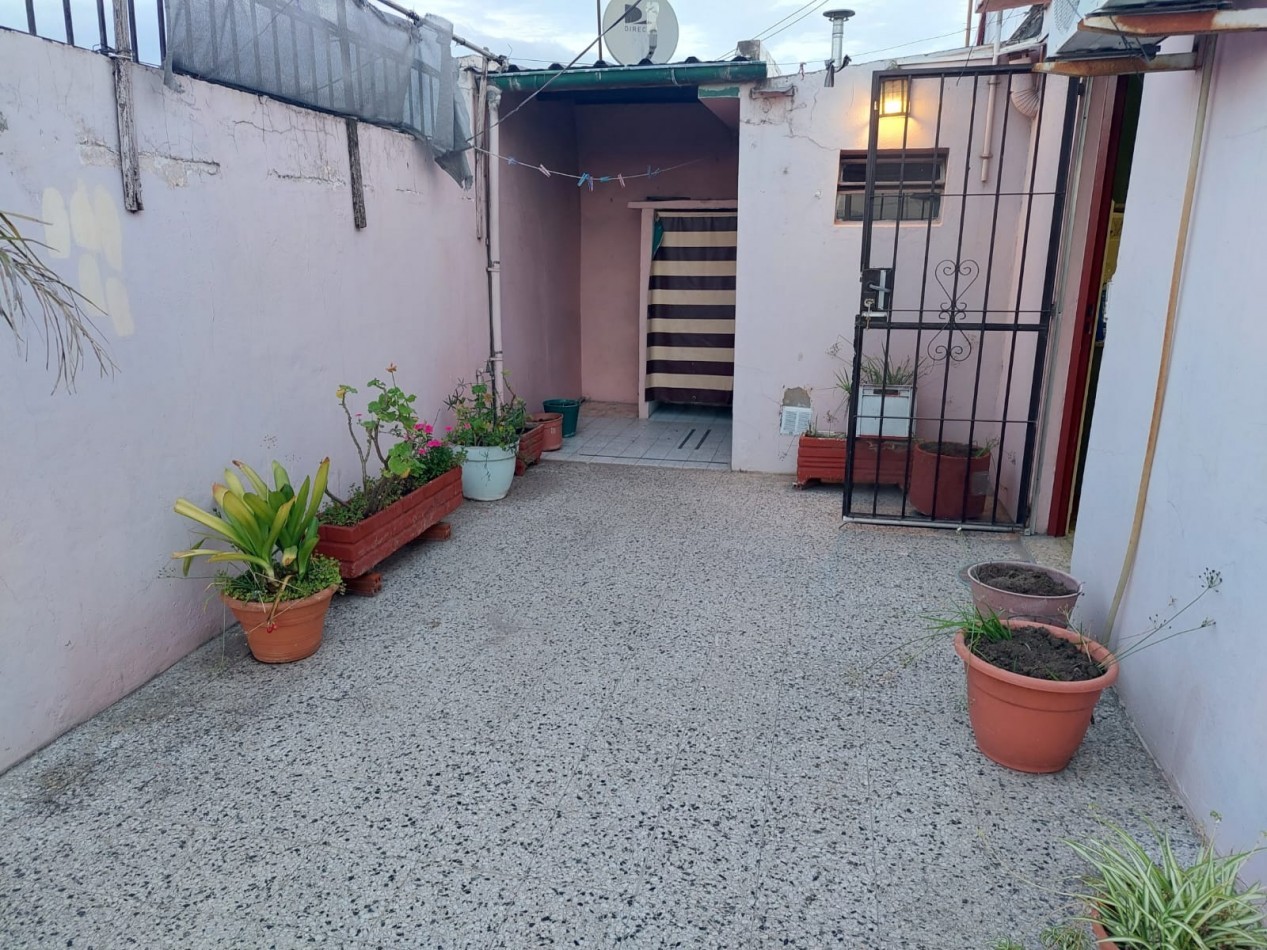 ALQUILER- CASA 3 AMBIENTES