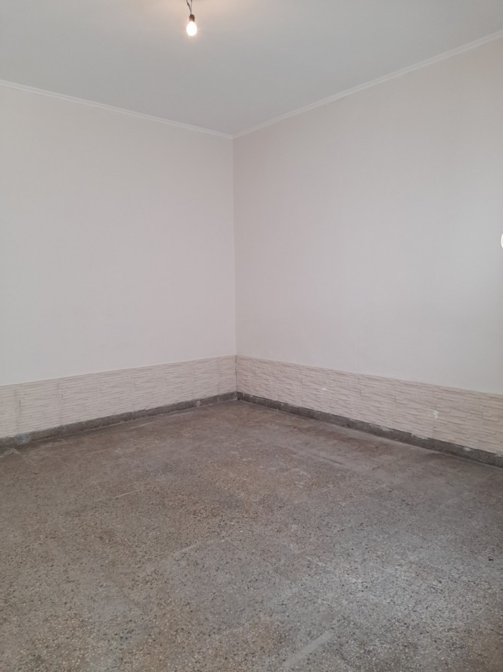 ALQUILER - PH 3 AMBIENTES A METROS DE ALSINA