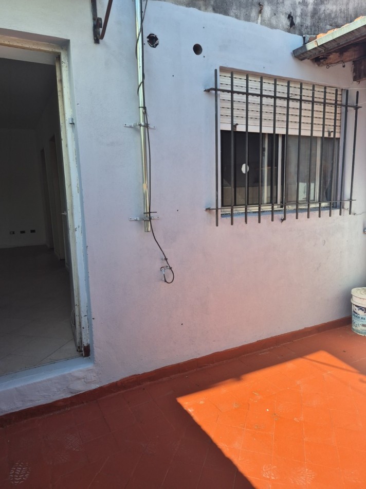 ALQUILER Departamento 2 ambientes