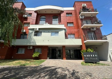 VENTA- Depatamento 3 ambientes buena ubicacion