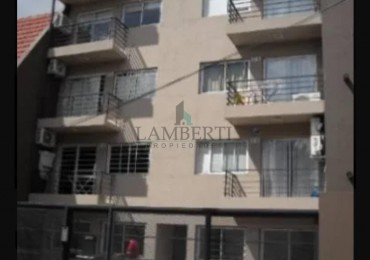 VENTA -DEPARTAMENTO 2 AMBIENTES EXCELENTE UBICACION 