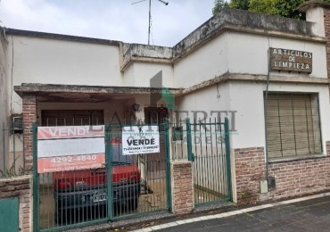 VENTA/PERMUTA -CASA 4 ambientes 