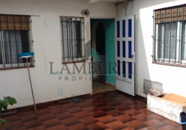 VENTA PH 2 ambientes con patio